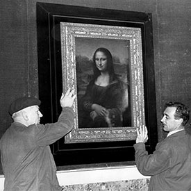 The Mona Lisa is packed for the transport to Washington. Louvre. Paris. December 1962.